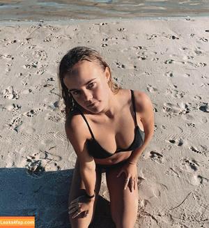 Prue Leary photo #0033