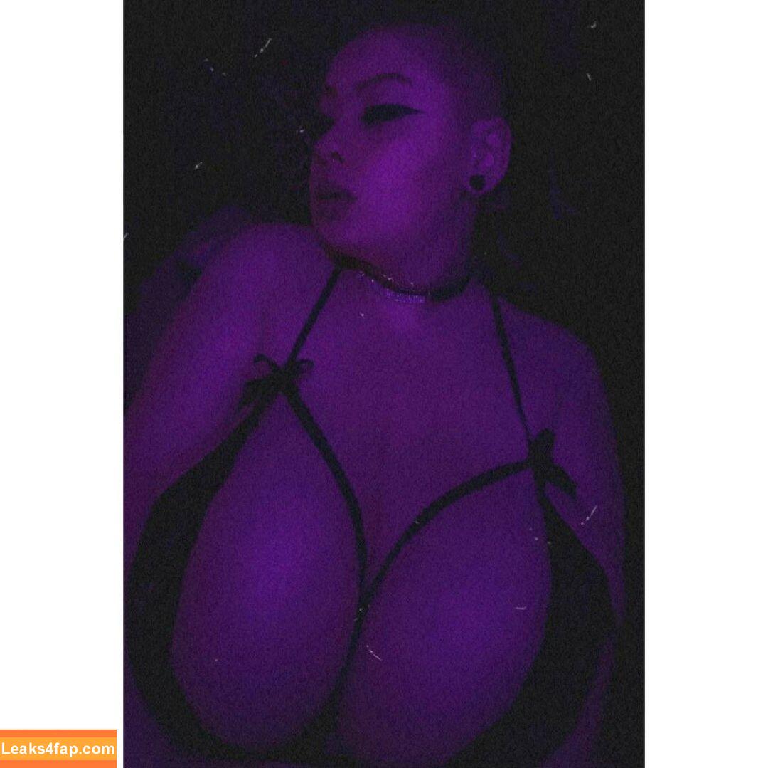 ps.hellohell /  leaked photo photo #0002