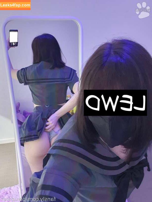pwupster / pooter_ leaked photo photo #0091
