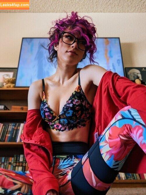 Queen Tofu / Tofu games / tofu_games leaked photo photo #0142