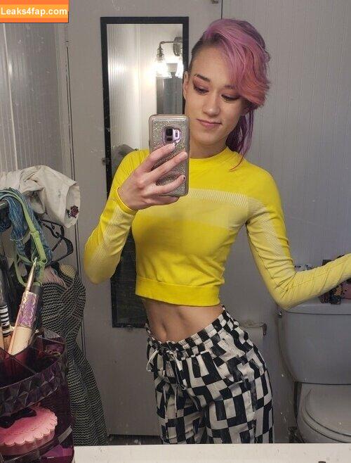 Queen Tofu / Tofu games / tofu_games leaked photo photo #0145
