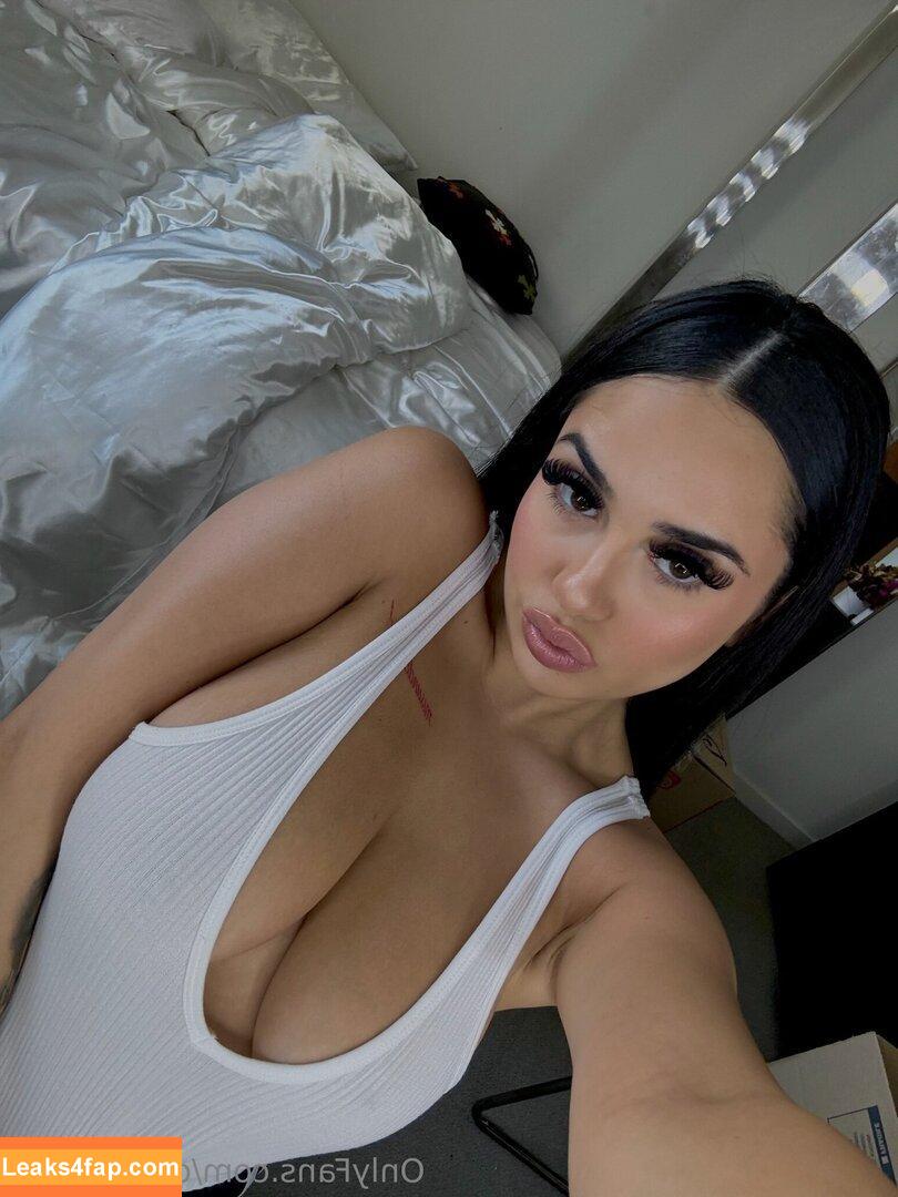 queenbri69 / queeennbriii leaked photo photo #0006