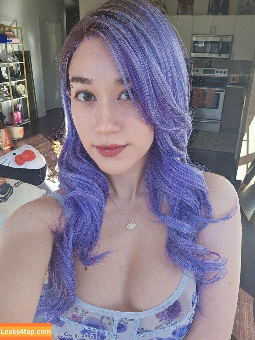 QueenTofu / Queen Tofu Games / Tofu_games / babytofu / https: leaked photo photo #0297