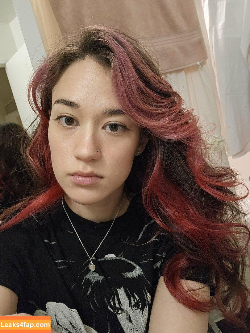 QueenTofu / Queen Tofu Games / Tofu_games / babytofu / https: leaked photo photo #0351