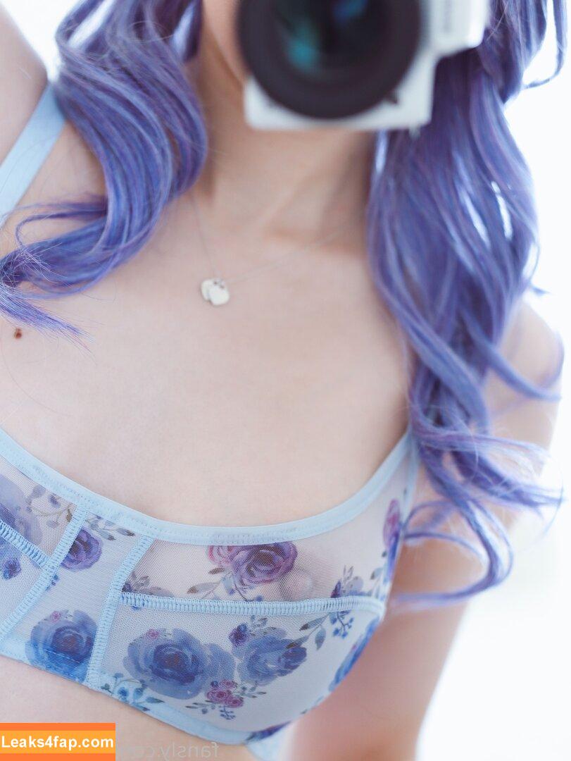 QueenTofu / Queen Tofu Games / Tofu_games / babytofu / https: leaked photo photo #0377