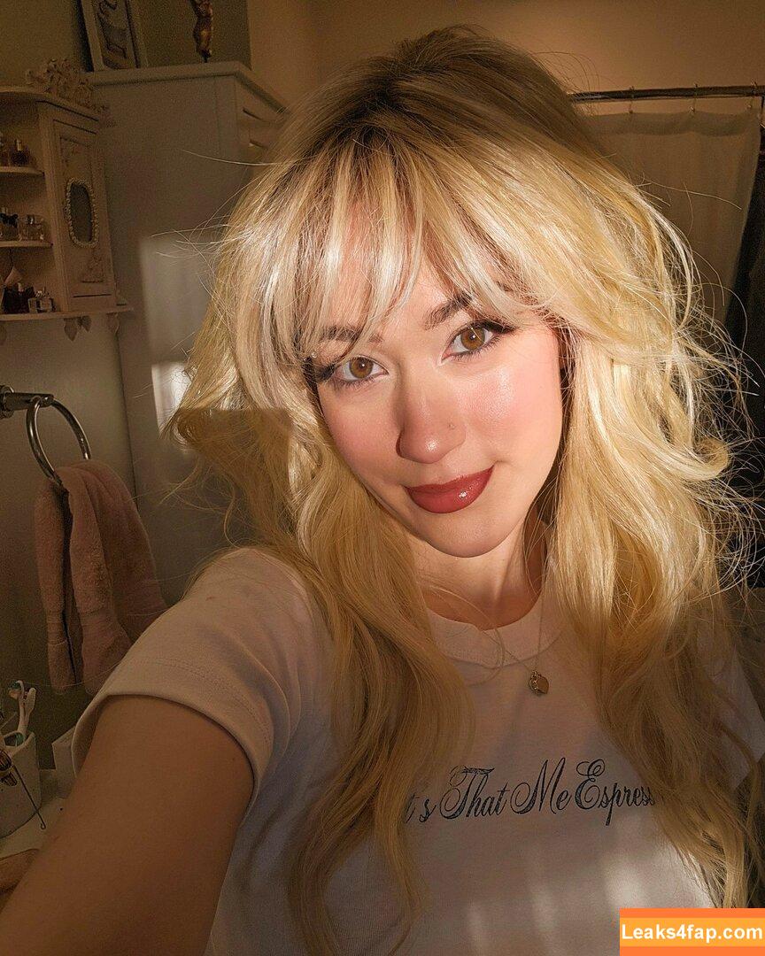 QueenTofu / Queen Tofu Games / Tofu_games / babytofu / https: leaked photo photo #0416