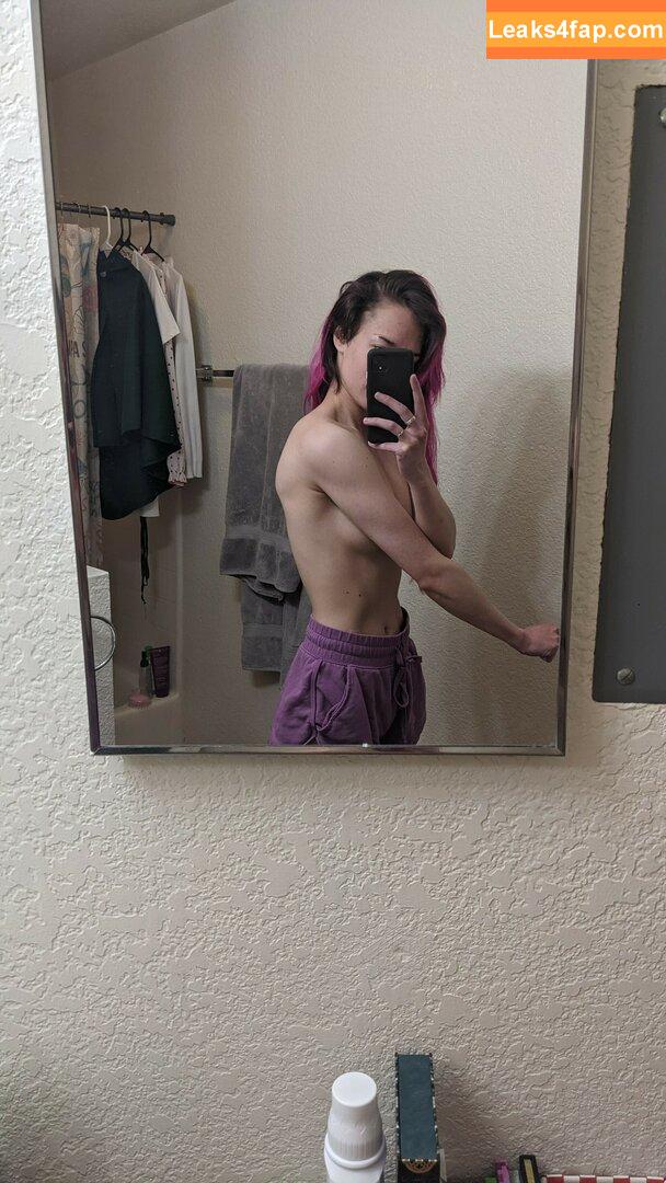 QueenTofu / Queen Tofu Games / Tofu_games / babytofu / https: leaked photo photo #0595