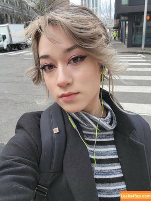 QueenTofu photo #0005