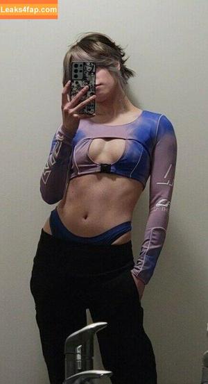 QueenTofu photo #0012