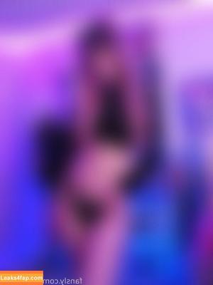 QueenTofu photo #0045