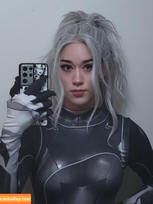 QueenTofu photo #0147