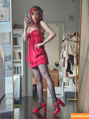 QueenTofu photo #0243