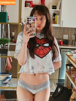 QueenTofu photo #0317