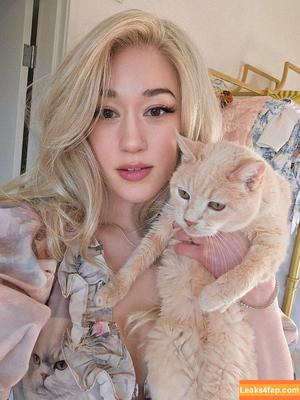 QueenTofu photo #0339