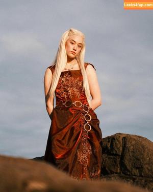 QueenTofu photo #0414