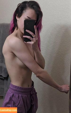 QueenTofu photo #0429