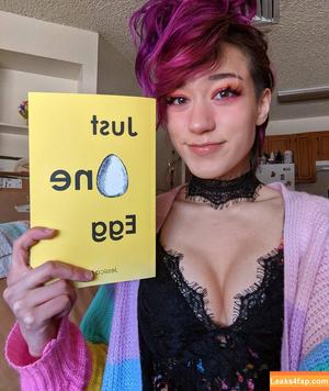 QueenTofu photo #0440