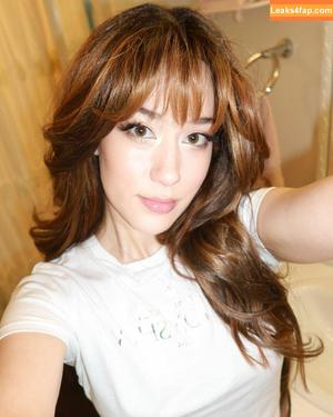 QueenTofu photo #0529