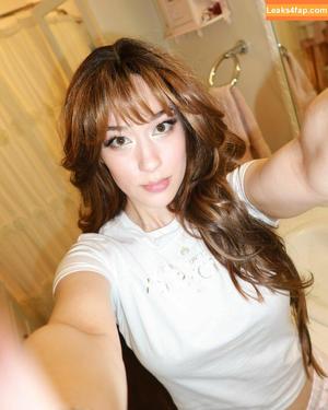 QueenTofu photo #0530
