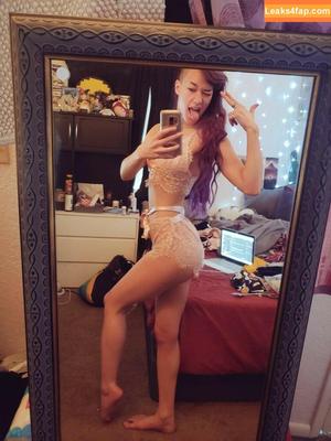 QueenTofu photo #0583