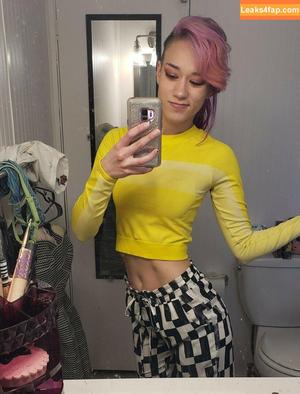 QueenTofu photo #0585