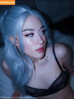 QueenTofu photo #0623