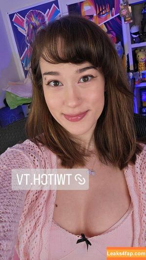 QueenTofu photo #0649