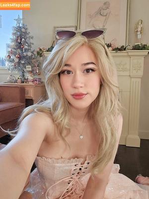QueenTofu photo #0667