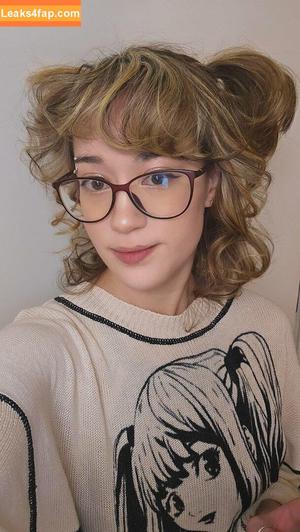 QueenTofu photo #0668