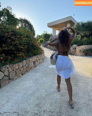 Rachel Bush photo #0025