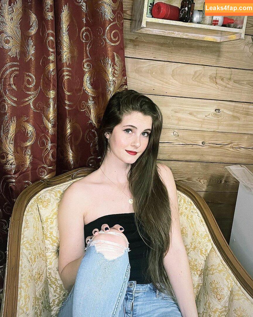 Rapunzel1333 / Valerie Kelly / rapunzel1333333 leaked photo photo #0016