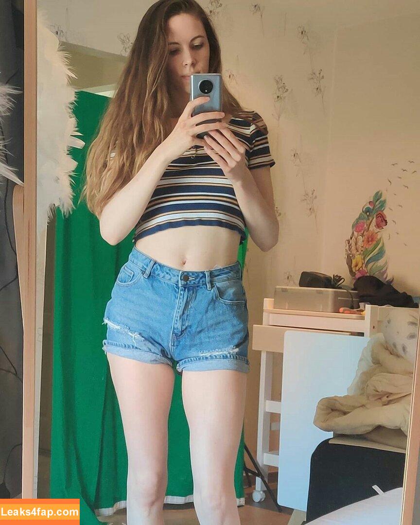 RapunzelASMR / Ann / https: / rapunzel1333 / rapunzelsasmr leaked photo photo #0016