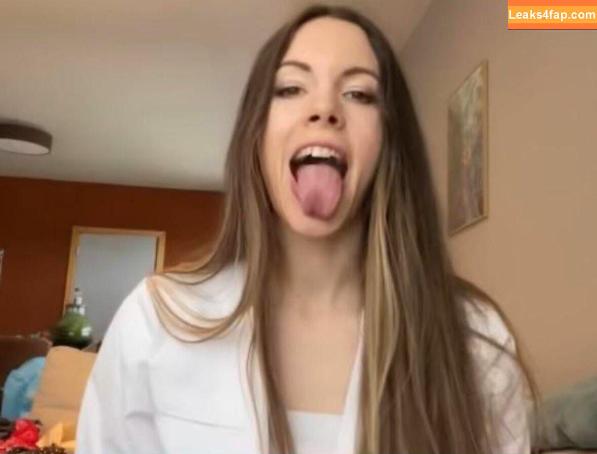 RapunzelASMR / Ann / https: / rapunzel1333 / rapunzelsasmr leaked photo photo #0028