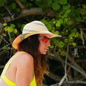 rebeccava photo #0026