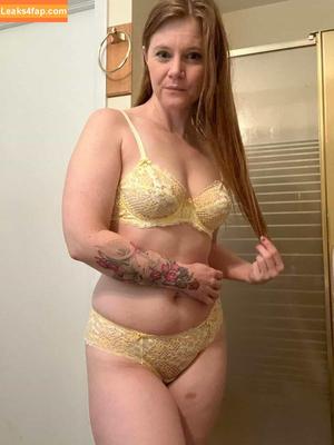 Redhead Secrets photo #0016