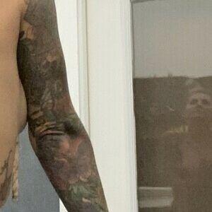 Reesuhh leaked photo photo #0017