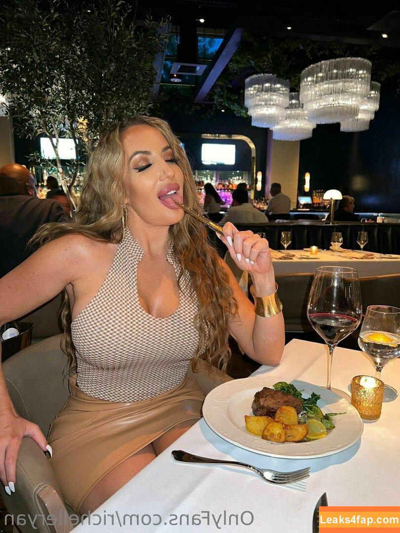 richelleryan / onlyrichelleryan leaked photo photo #0020
