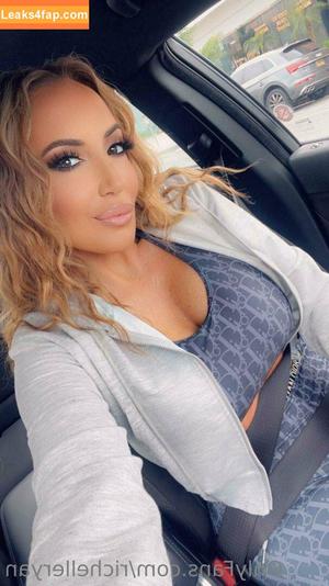 richelleryan photo #0038