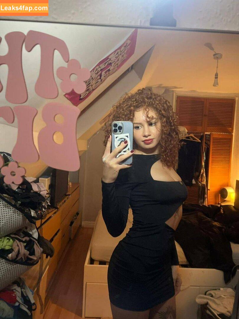 Rose Thorns / Manyvids / roses.and.thornes / rosewiththorns leaked photo photo #0019