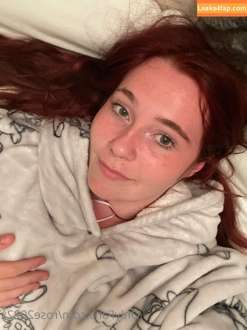 rose2022x /  leaked photo photo #0006