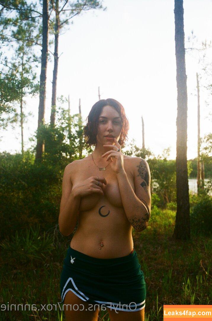 rox.annnie /  leaked photo photo #0010