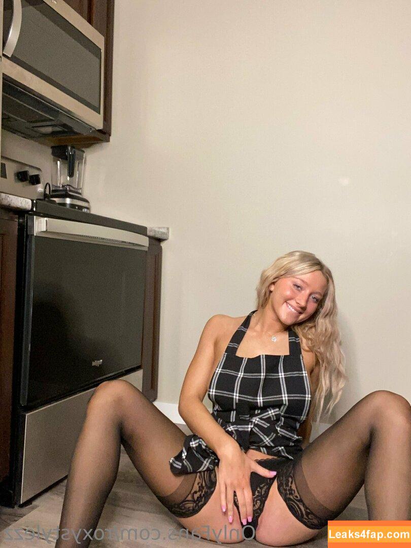 roxystylezz / Roxystylezz1 / minusscrubs / roxystylez leaked photo photo #0061