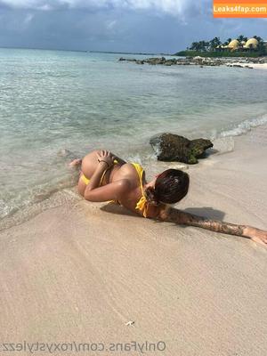 roxystylezz photo #0074