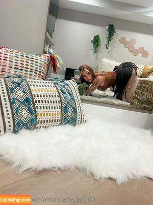 roxystylezz photo #0137