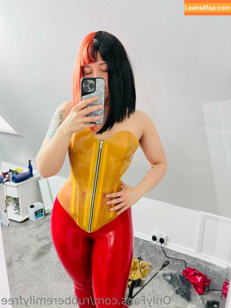 rubberemilyfree / rubberemily leaked photo photo #0008