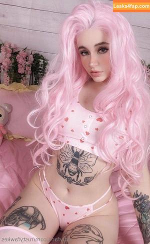 Rusty Fawkes photo #0419