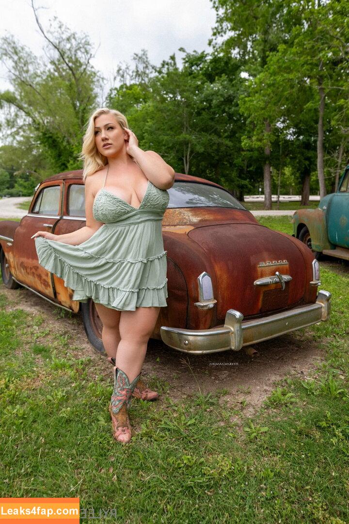 Rylee Rabbit / Rylee Raye / downtherabbithole.tv / msryleerabbit / ryleerabbit leaked photo photo #0090