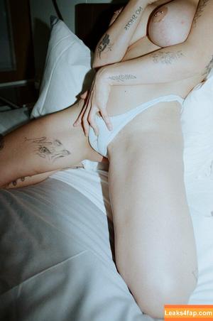 Sabrina Nichole photo #0811