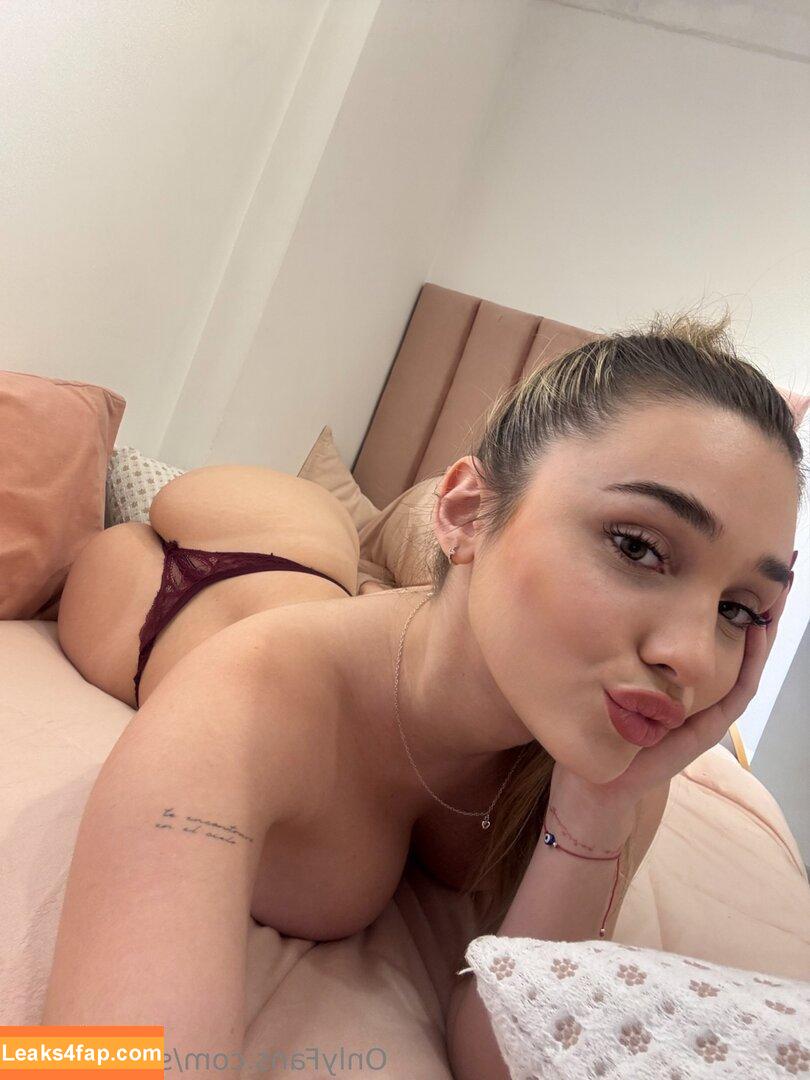 sabrinaluvx / luvx.st_ leaked photo photo #0017