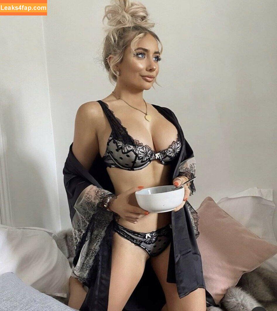Saffron Barker / saffronbarker / thegoddesssaffron leaked photo photo #0010